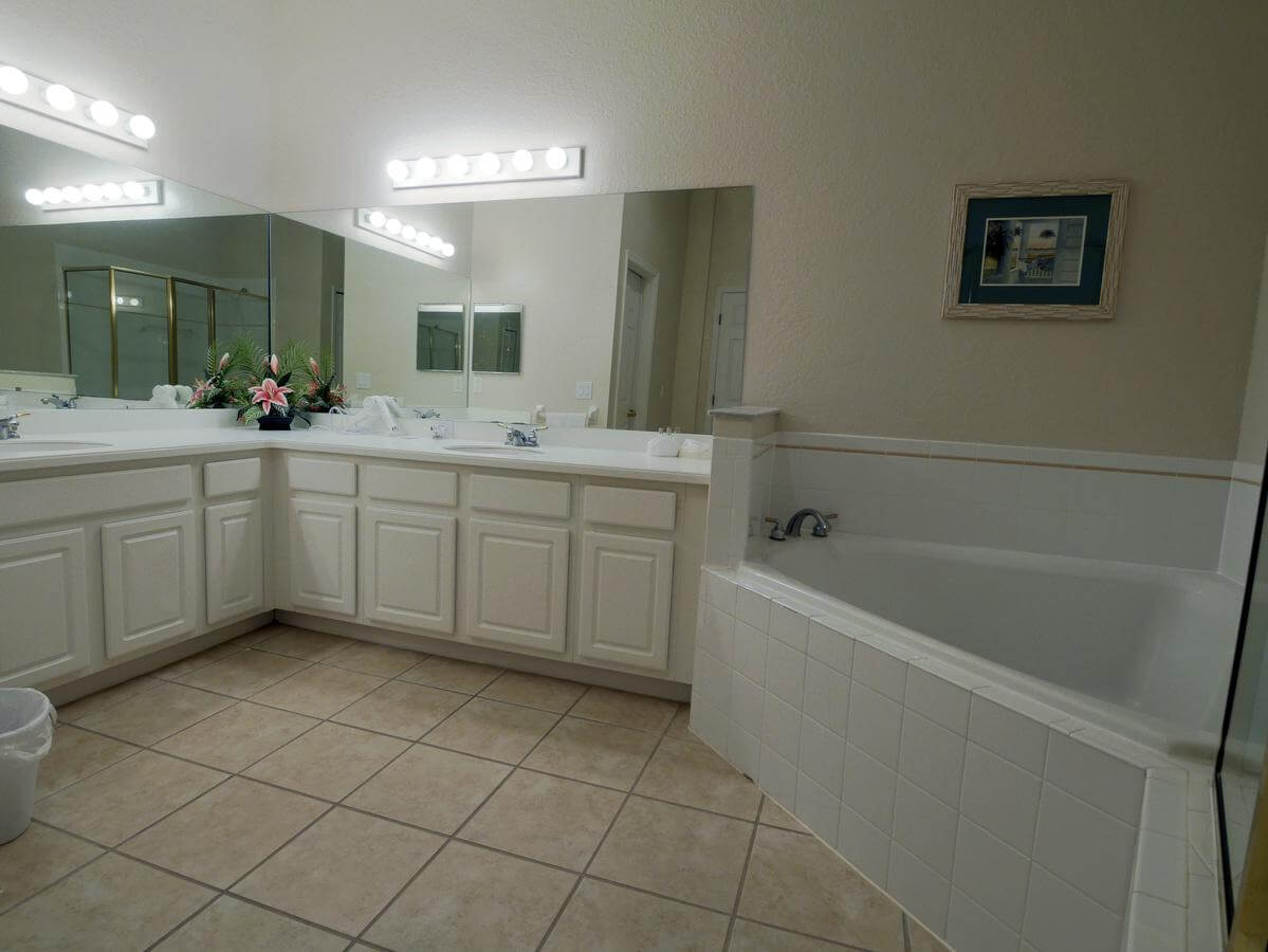 BahamaBay Master Bath